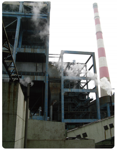 東營勝利發(fā)電廠新增脫硝設(shè)備基礎(chǔ)加固。( 2013年)