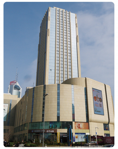 青島某超高層辦公樓地下室抗浮加固，主體施工至3層時發(fā)生地下室上浮事故，采用抗浮錨桿進行加固。(2012年)